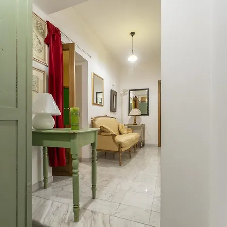 Lounge Flat Camaiore, Wifi, Versilia Coast *