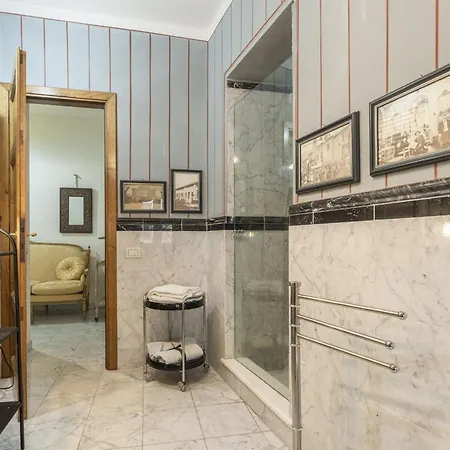 Lounge Flat Camaiore, Wifi, Versilia Coast Apartment *