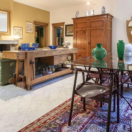 Apartment Lounge Flat Camaiore, Wifi, Versilia Coast *
