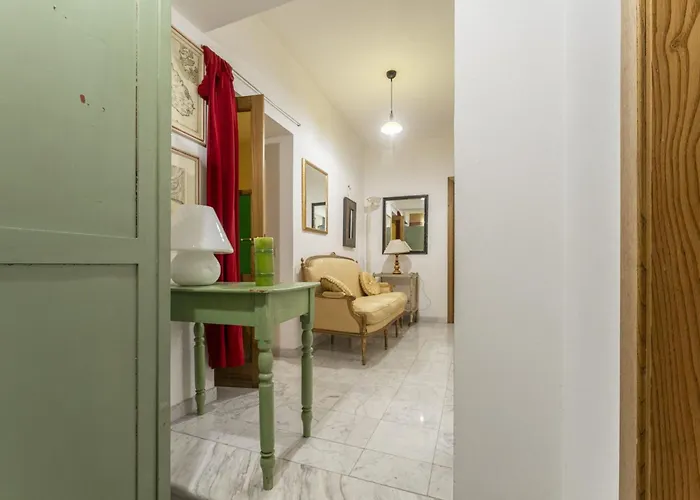 Lounge Flat Camaiore, Wifi, Versilia Coast *