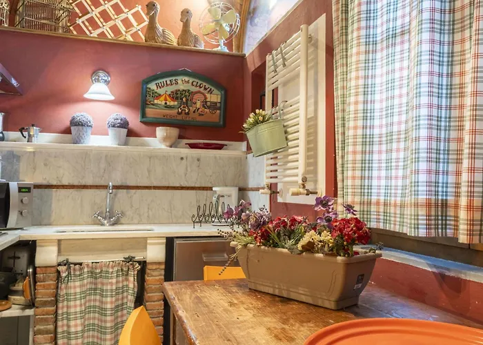 Lounge Flat Camaiore, Wifi, Versilia Coast * Camaiore