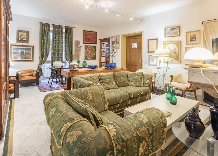 Lounge Flat Camaiore, Wifi, Versilia Coast Apartamento *