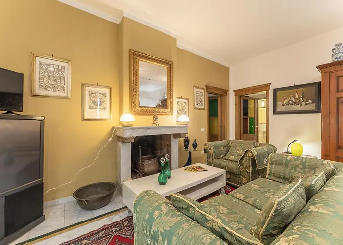 Lounge Flat Camaiore, Wifi, Versilia Coast Apartamento *